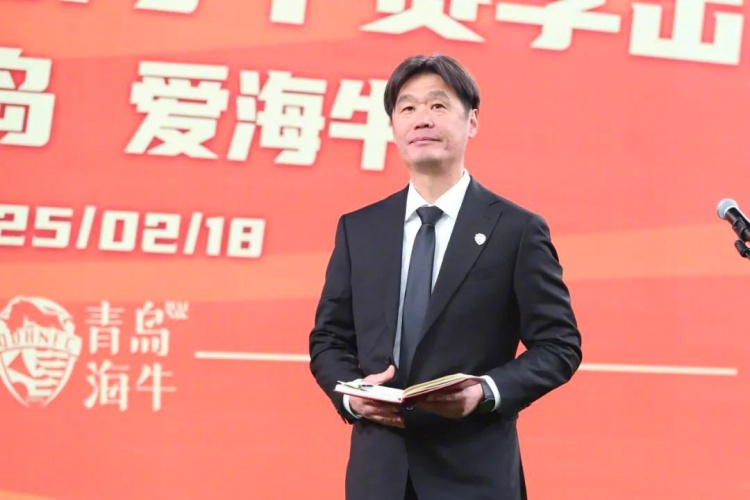 多名媒體人士點評海牛：引援老中青都有，就看李霄鵬的捏合能力了