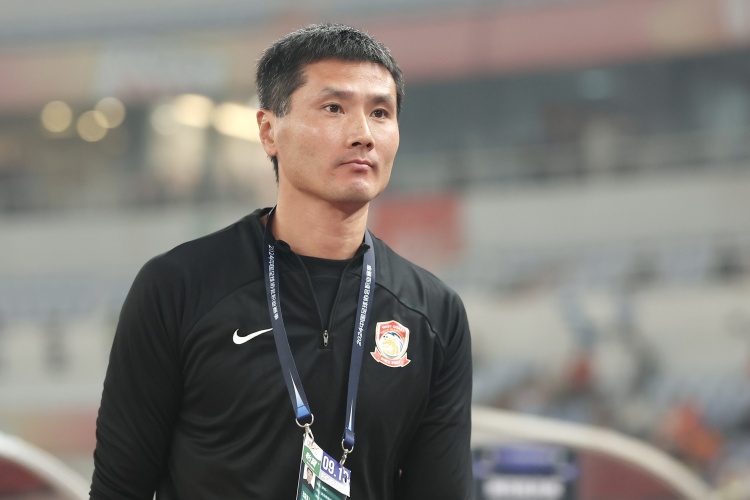 邵佳一：隊里每一個球員都有入選國家隊的潛力，徐彬非常謙遜