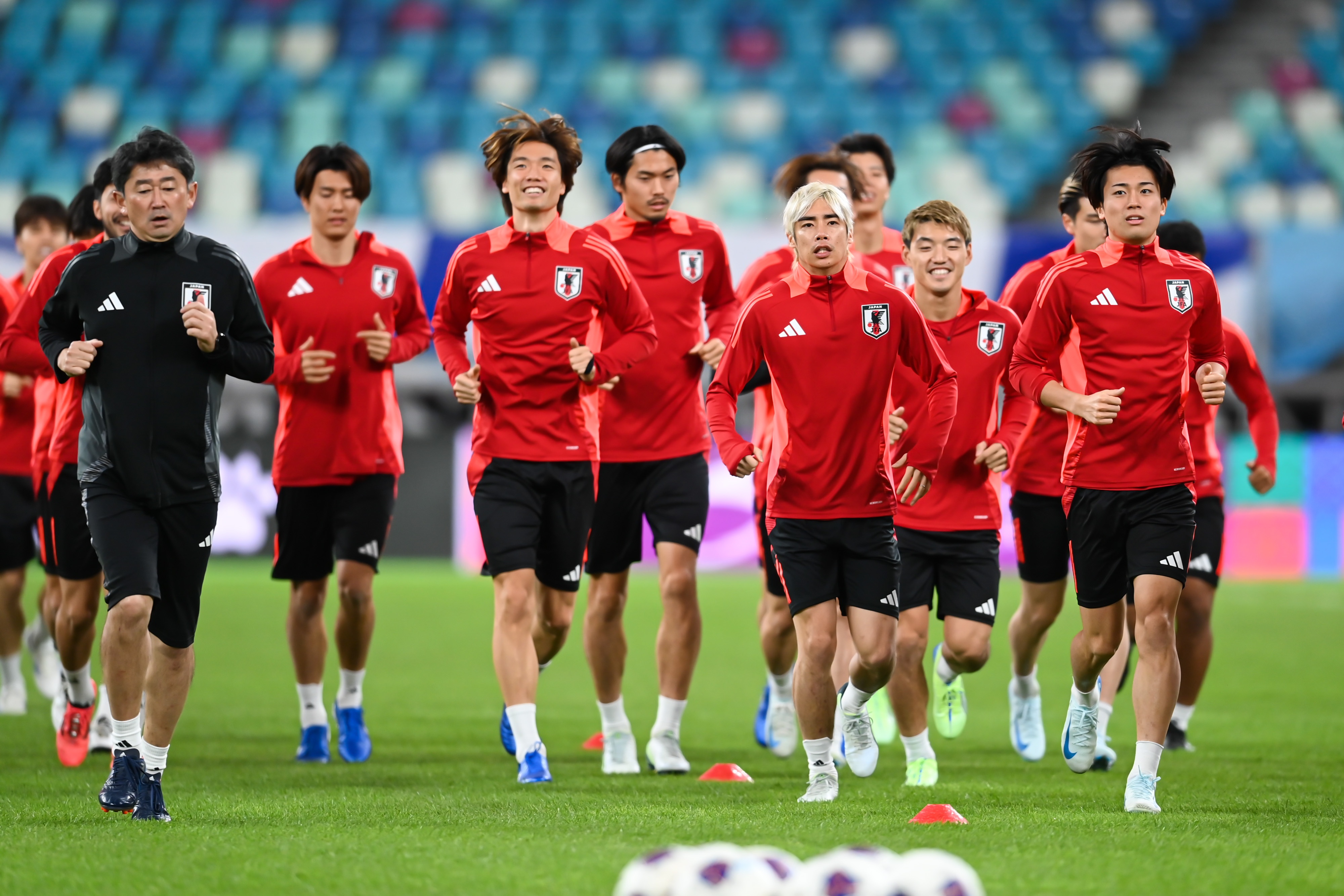 日媒：日本隊27人今日集結，除前田大然、長友佑都外都參加了集訓